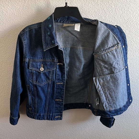 Liz Claiborne Denim Jacket with Colorful Floral Design - Picture 5 of 6